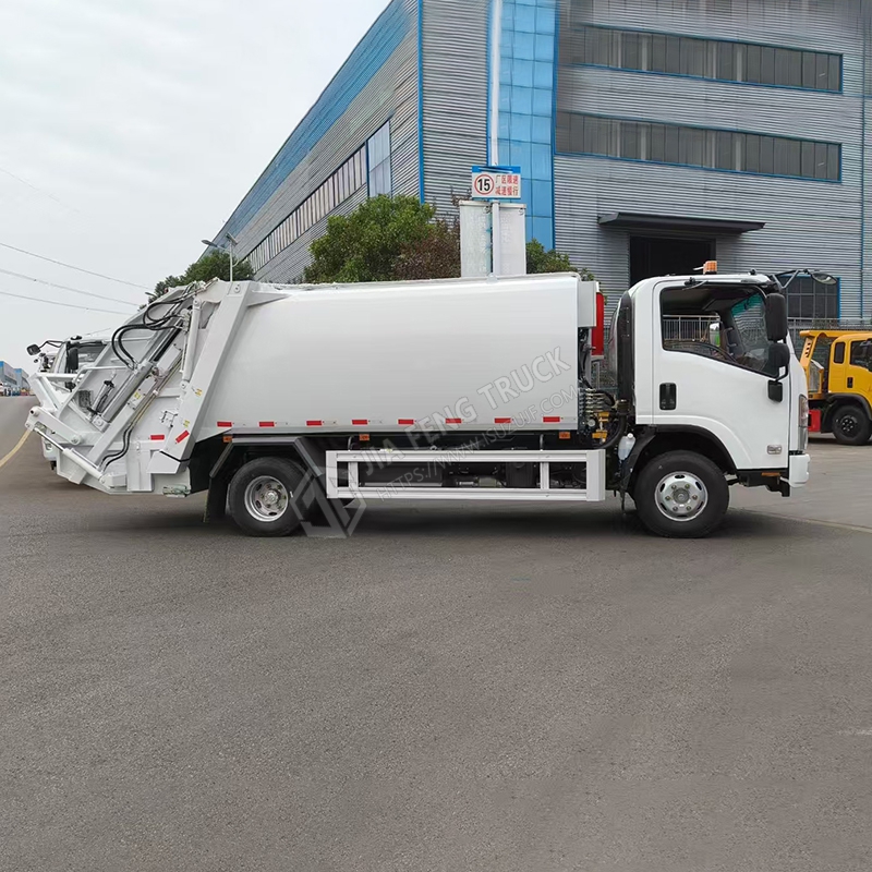 Cami&oacute;n De Basura Compactador Isuzu KV600