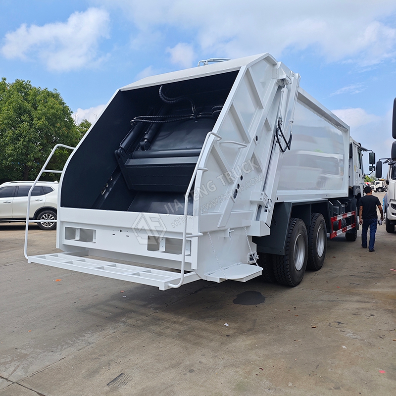 Sinotruk HOWO Compactor Garbage Truck