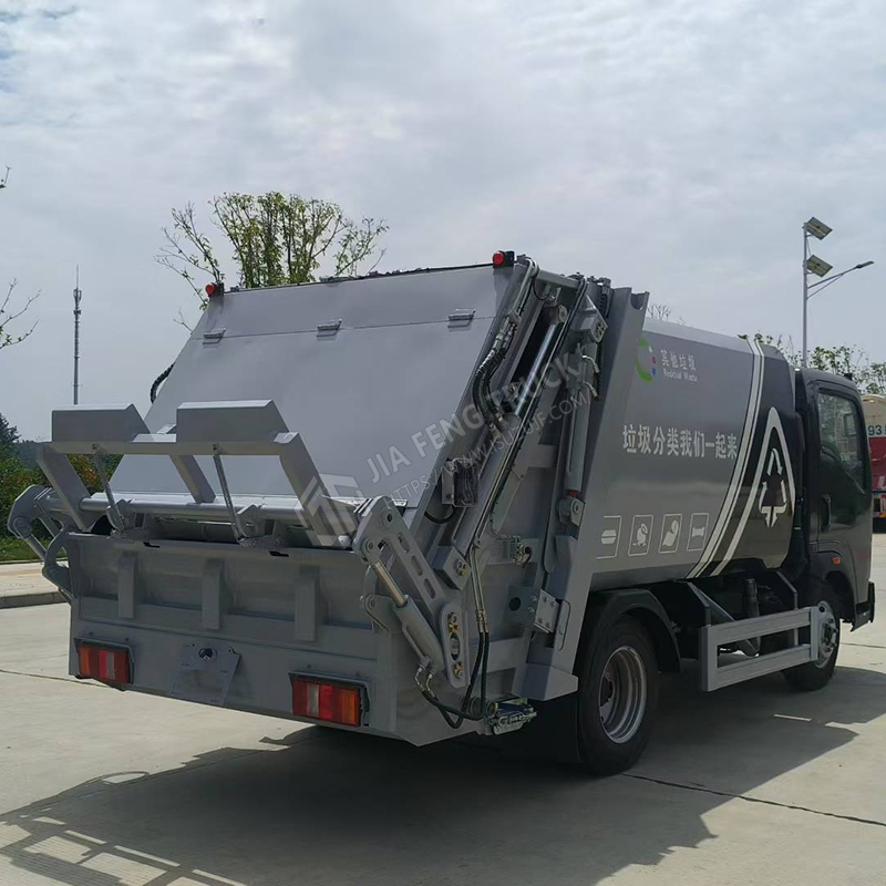 Sinotruk HOWO 4x2 Cami&oacute;n De Basura Compactador De 6 Metros C&uacute;bicos
