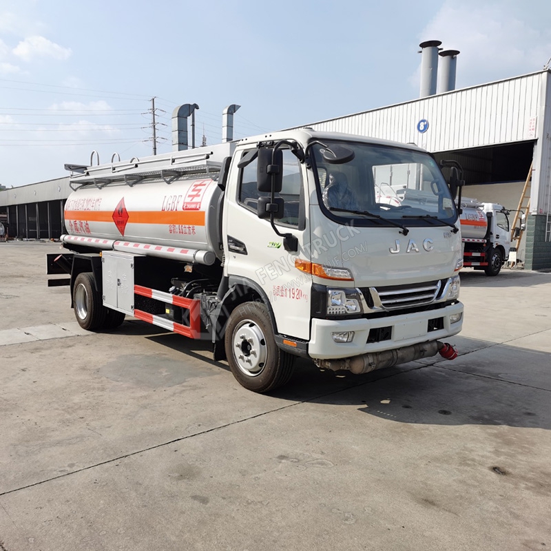 JAC Junling Cami&oacute;n Cisterna De Combustible De 8 Toneladas