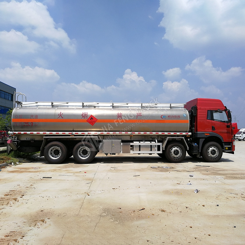 FAW 4x8 20-ton aluminum alloy oil tanker truck