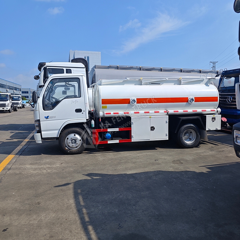 Cami&oacute;n Tanque De Combustible Isuzu 100P
