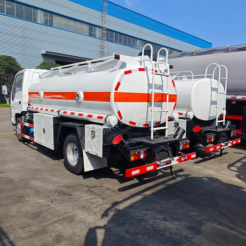 Cami&oacute;n Tanque De Combustible Isuzu 100P