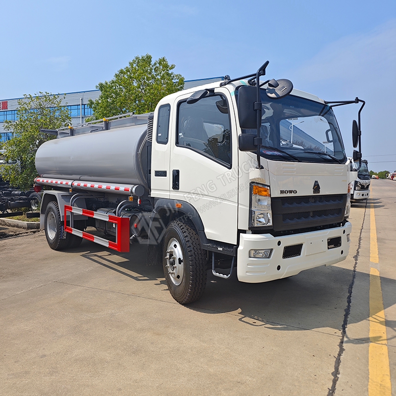 Sinotruk HOWO 4x2 Fuel Truck