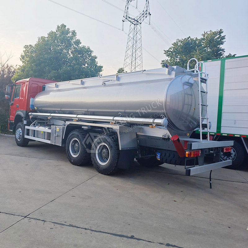 Sinotruk HOWO 6x4 Fuel Truck
